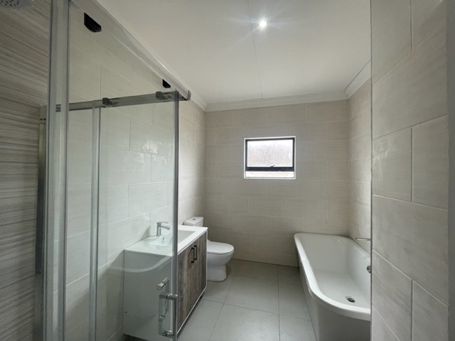 4 Bedroom Property for Sale in Wild Olive Estate Free State